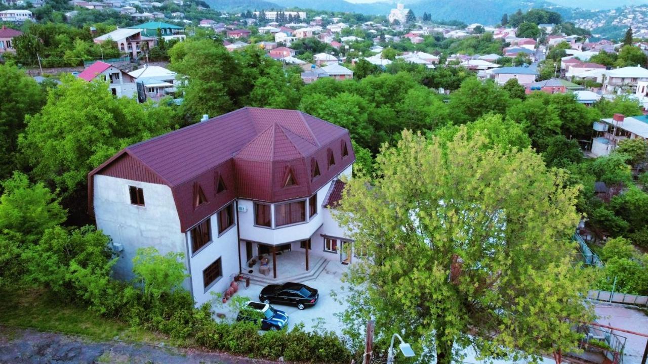 Inaisi Hotel Kutaissi Exterior foto