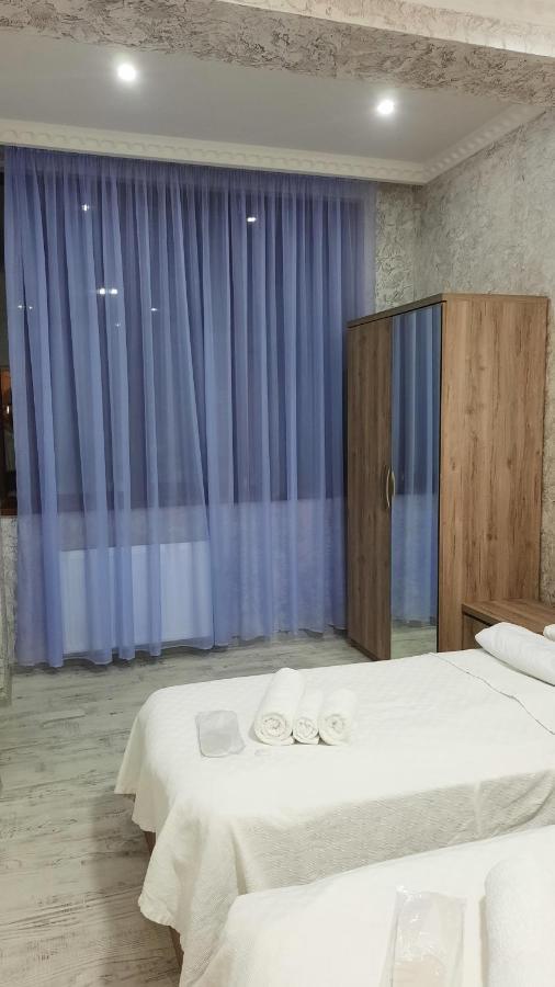 Inaisi Hotel Kutaissi Zimmer foto