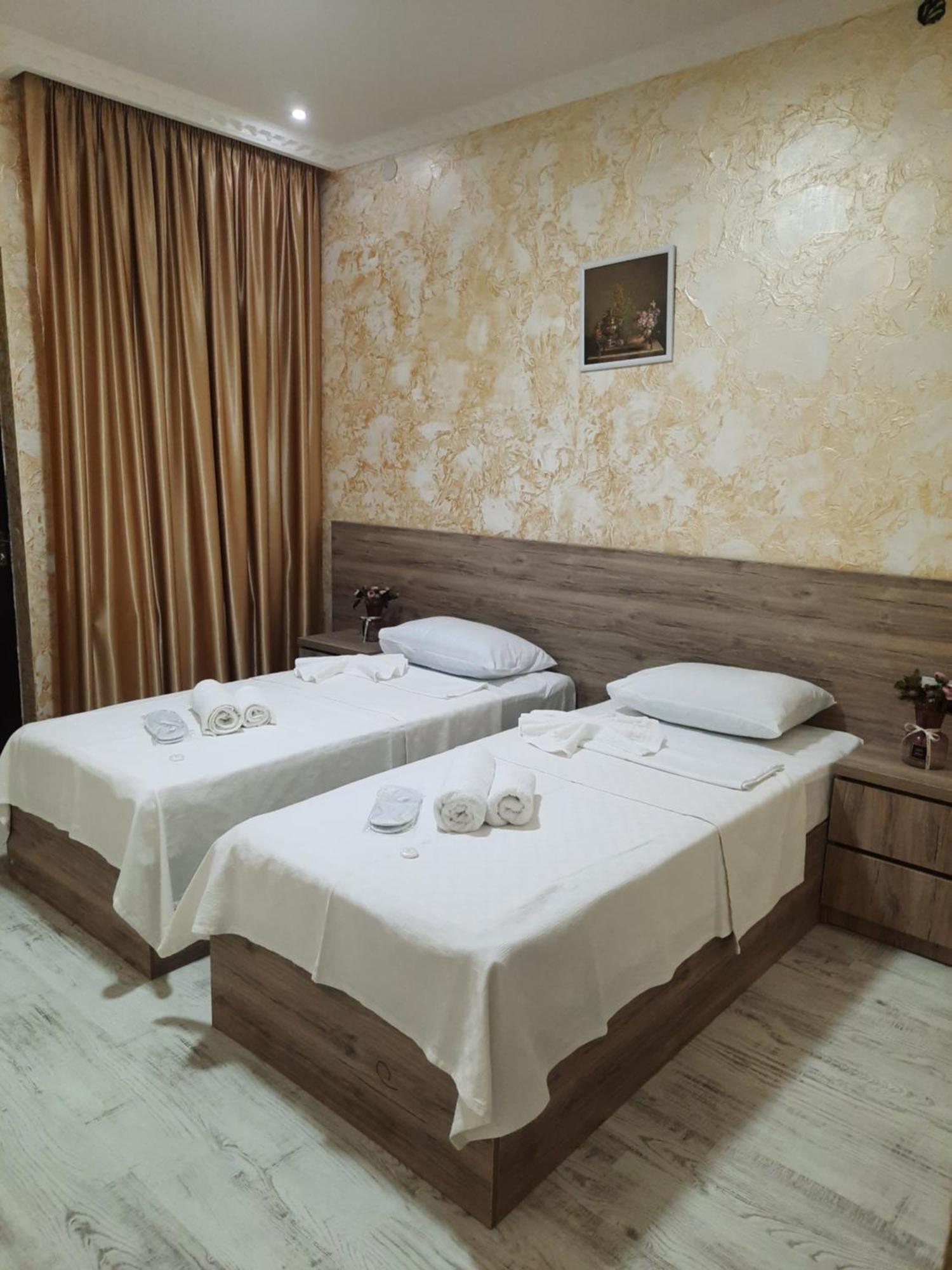 Inaisi Hotel Kutaissi Zimmer foto
